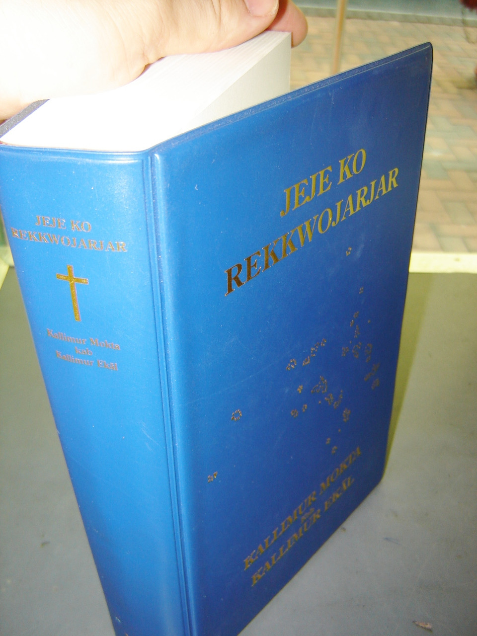 Bible in Marshallese / Blue PVC cover / Jeje Ko